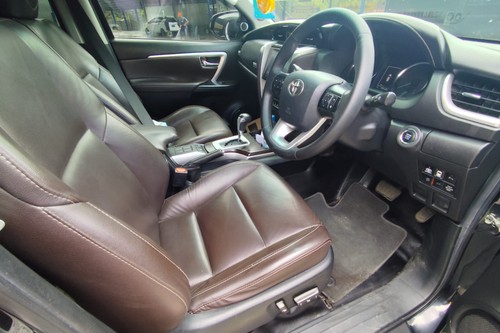 Beli mobil bekas