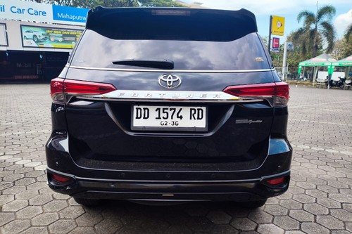 Dijual 2020 Toyota Fortuner VRZ Trd Sportivo AT bekas