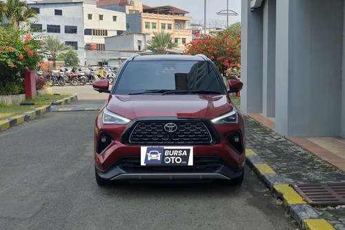 2023 Toyota Yaris Cross 1.5 S HV CVT With GR Parts Aero Package bekas