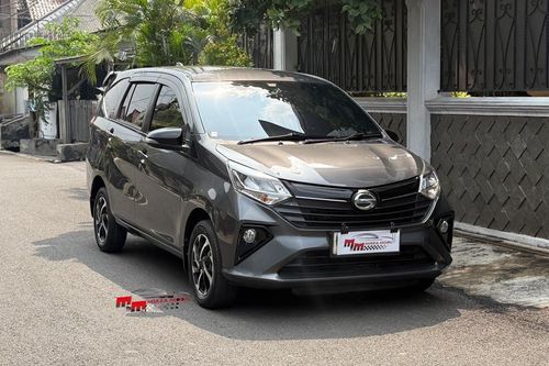 2023 Daihatsu Sigra 1.2 R AT