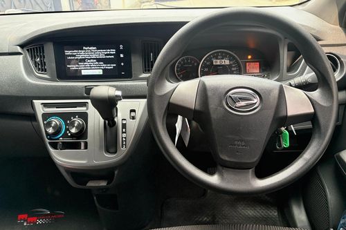 2023 Daihatsu Sigra 1.2 R AT bekas
