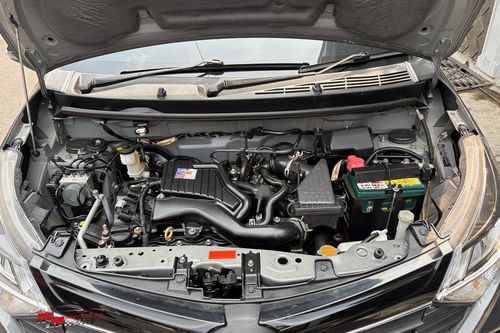 2023 Daihatsu Sigra 1.2 R AT tua