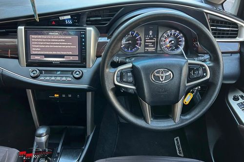 2021 Toyota Kijang Innova REBORN 2.0 V AT bekas