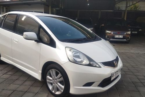 2009 Honda Jazz  1.5L RS AT bekas