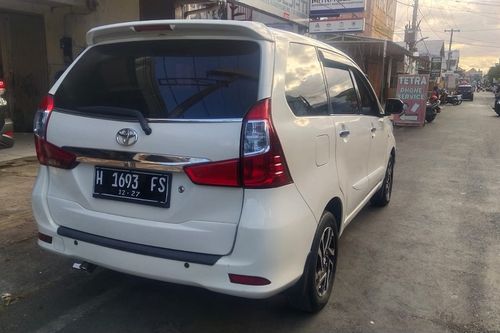 Beli mobil bekas