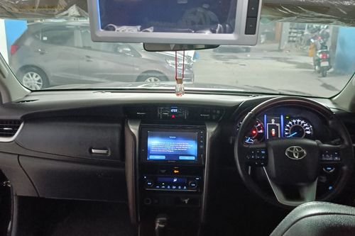 2026 Toyota Fortuner 2.4 VRZ AT bekas