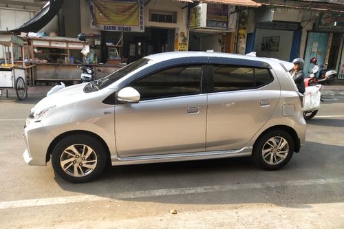 2022 Daihatsu Ayla 1.2 R MT tua