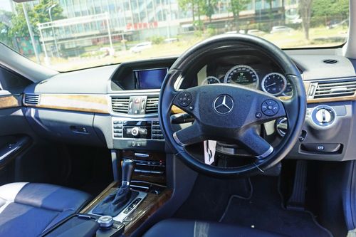 Used 2010 Mercedes Benz E-Class E 250 CGI ELEGANCE