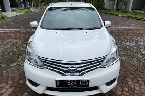 2013 Nissan Grand Livina 1.8L XV A/T bekas