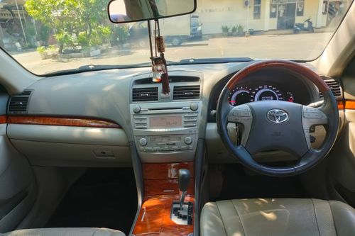 2008 Toyota Camry 2.5 V bekas