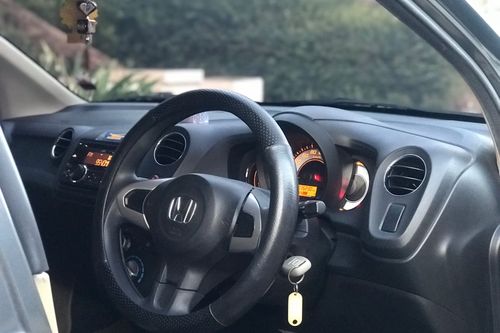 Old 2014 Honda Brio IVTEC E 1.2L MT