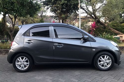 Second hand 2014 Honda Brio IVTEC E 1.2L MT 