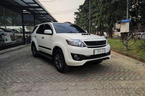 2014 Toyota Fortuner G 2.5L Diesel AT VNTURBO tua