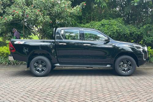 2023 Toyota Hilux 2.4L D-Cab V AT