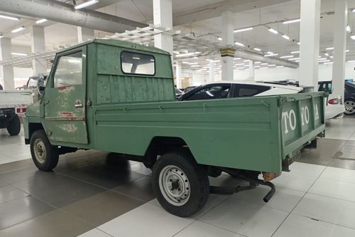 Dijual 1979 Toyota Kijang Innova 1.2L 4MT 2-Door Pickup bekas