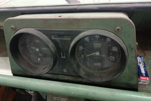 1979 Toyota Kijang Innova 1.2L 4MT 2-Door Pickup bekas