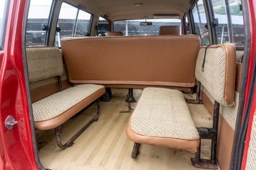 1988 Toyota Kijang Innova 1.5L MPV Minivans bekas