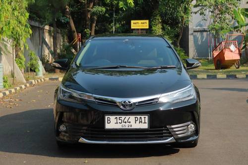 2018 Toyota Corolla Altis V AT