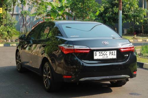 2018 Toyota Corolla Altis V AT