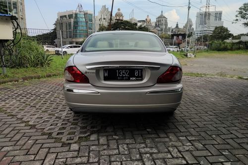 2007 Jaguar X-Type X 2.0L V6 SE AT bekas