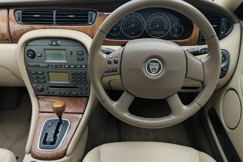 2007 Jaguar X-Type X 2.0L V6 SE AT bekas