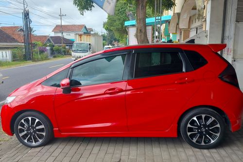 Beli mobil bekas