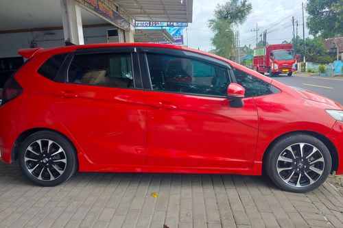 Dijual 2023 Honda Jazz GK5 1.5 RS CVT (CKD) bekas