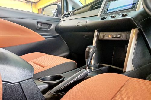 2019 Toyota Innova BENSIN G 2.0 AT bekas