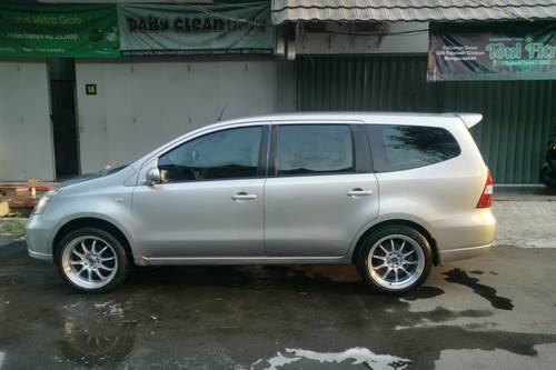 2008 Nissan Grand Livina 1.5 XV CVT bekas