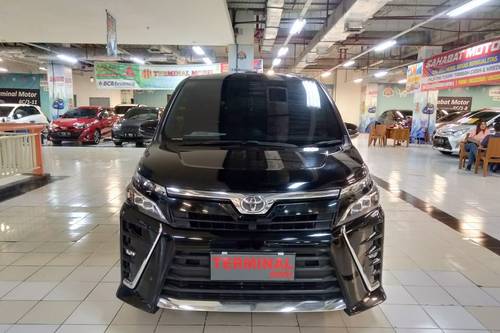 2018 Toyota Voxy 2.0 CVT bekas