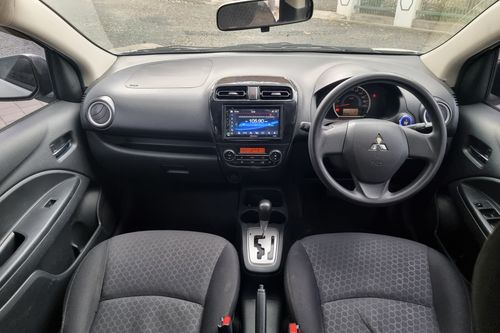 2015 Mitsubishi Mirage GLS bekas