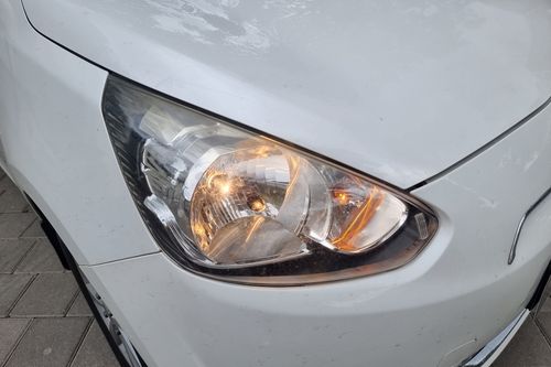 2015 Mitsubishi Mirage GLS bekas