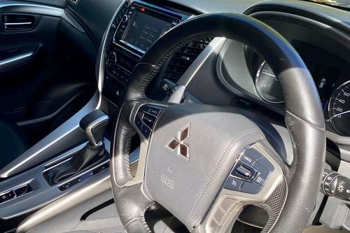 2017 Mitsubishi Pajero Sport Dakar AT 4x2 bekas