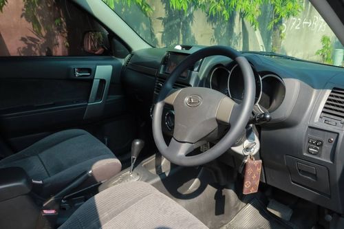 Old 2014 Daihatsu Terios X AT