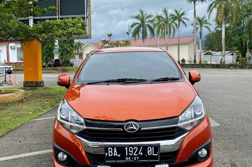 2017 Daihatsu Ayla 1.0L D MT bekas