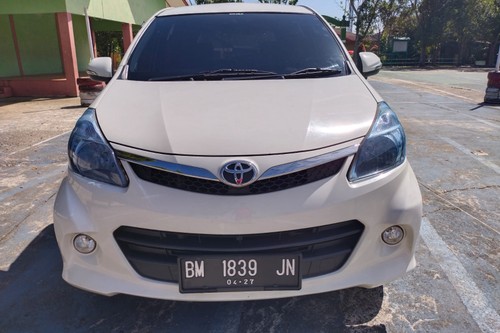 2012 Toyota Avanza Veloz  1.5 A/T