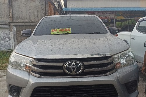 2018 Toyota Hilux  DC 4X4 2.4 E MT DIESEL bekas