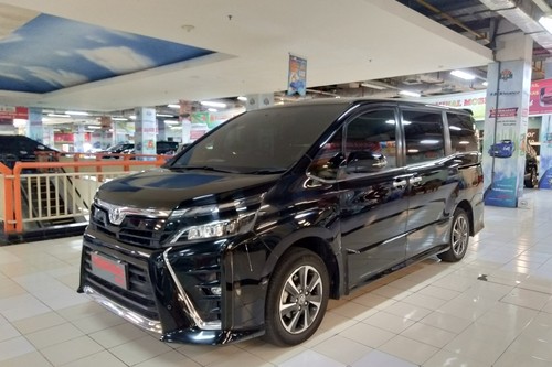 Used 2018 Toyota Voxy 2.0 CVT