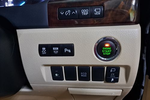 2012 Toyota Alphard  2.4 AT