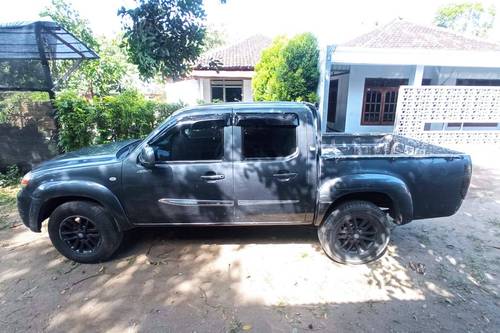 2010 Mazda BT-50 4X4 2.5L MT bekas