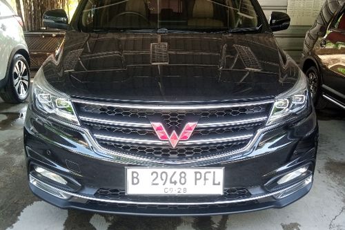 Second Hand 2018 Wuling Cortez 1.8 L LUX+AMT
