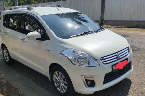 2015 Suzuki Ertiga GL AT bekas