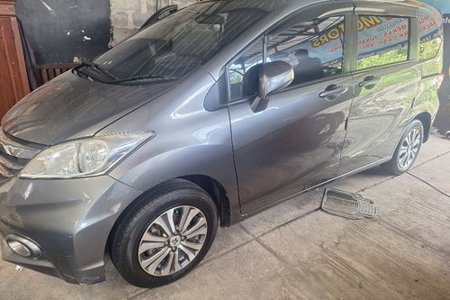 2nd Hand 2014 Honda Freed I-VTEC Power Sliding Doors 1.5L AT