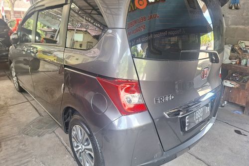 Second hand 2014 Honda Freed I-VTEC Power Sliding Doors 1.5L AT 