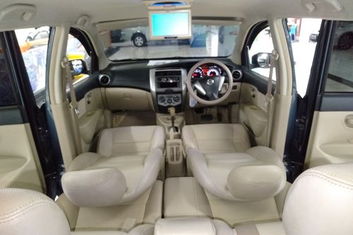 2013 Nissan Livina  1.5 GRAND LIVINA XV A/T MNB