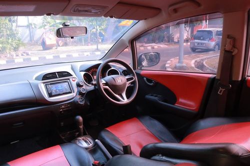 2013 Honda Jazz RS CVT bekas