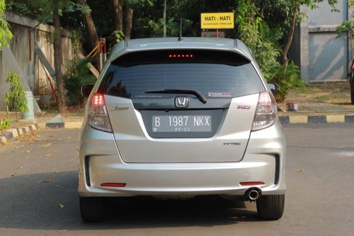 2013 Honda Jazz RS CVT bekas