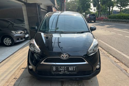 2018 Toyota Sienta 1.5 V CVT FROMAGE TRIM