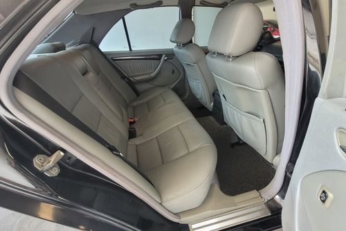 Used 2000 Mercedes Benz C-Class C 230 AT