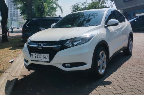 Old 2017 Honda HRV 1.5L S CVT